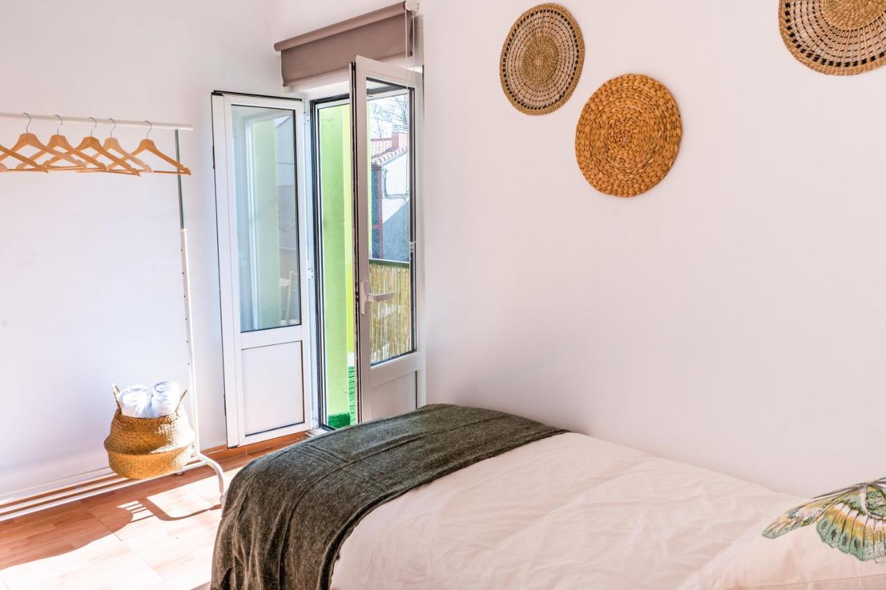 Casa Lopez Bed & Breakfast Aviles Exterior photo